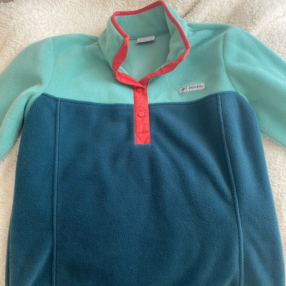 Columbia pullover